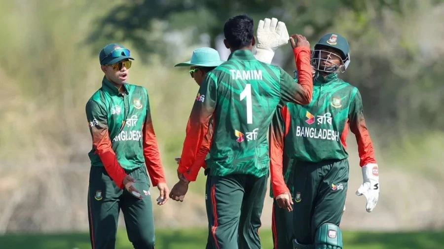 নেপালকে উড়িয়ে টানা দ্বিতীয় জয়ে সেমির পথে বাংলাদেশ