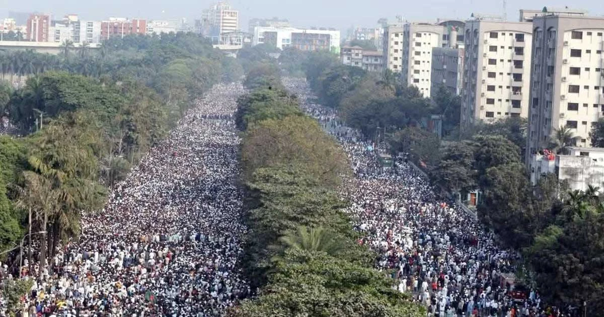 আন্তর্জাতিক গণমাধ্যমগুলোতে বিশেষ গুরুত্ব পেয়েছে শহীদ হাদির জানাজায় জনসমুদ্রের সংবাদ