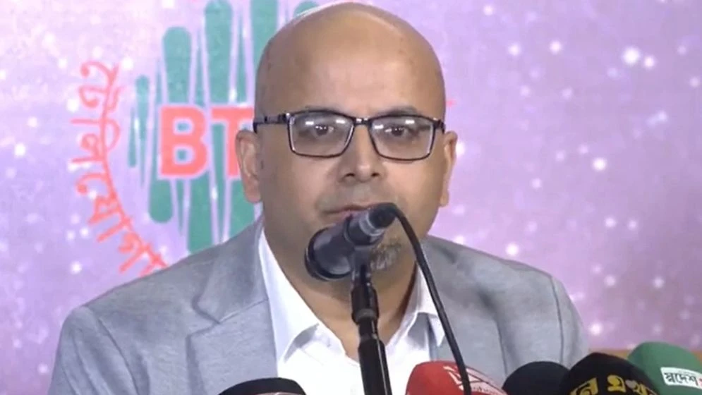 এনইআইআর চালু থাকবেই: শুল্ক কমানোর পরও ব্যবসায়ীদের তাণ্ডবে অনড় সরকার
