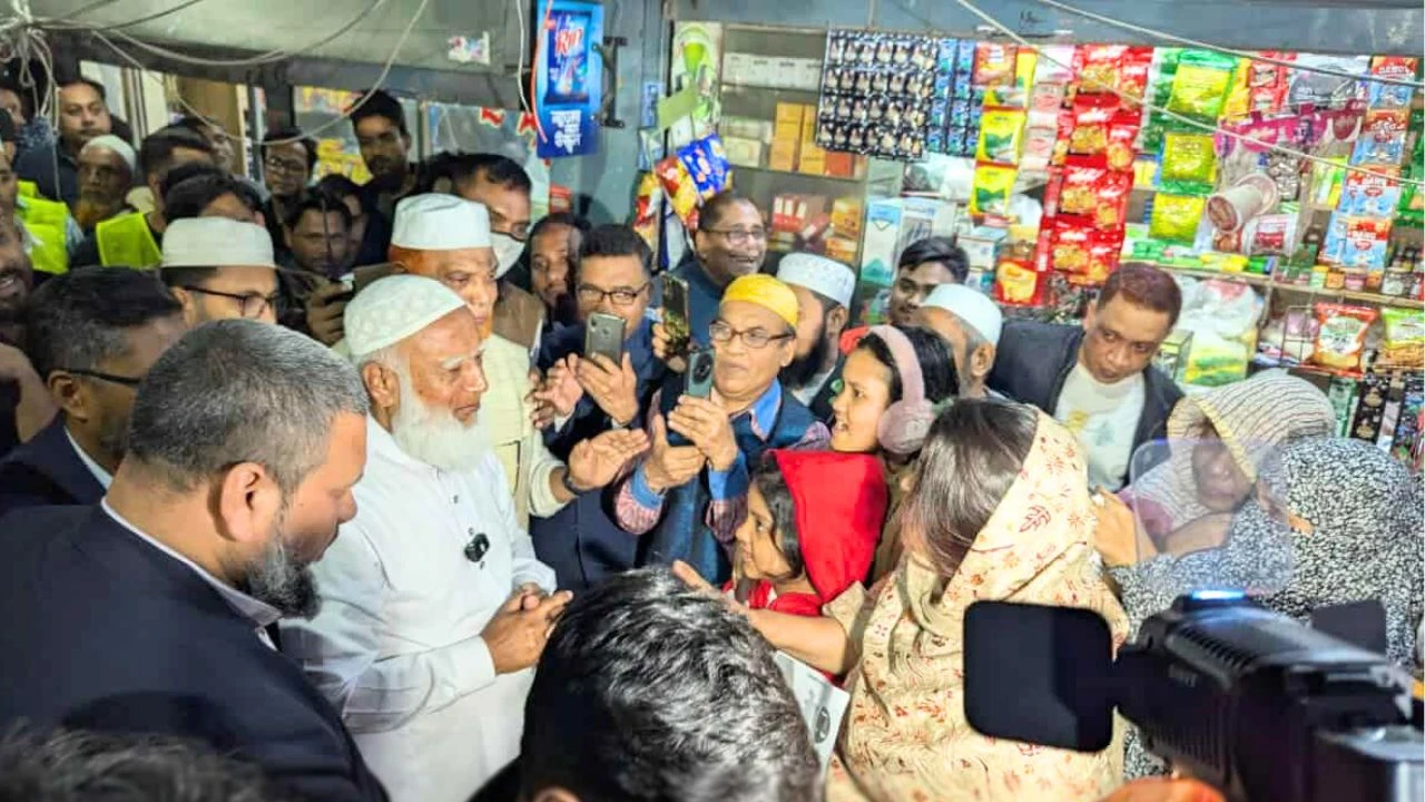 শান্তিপূর্ণ নির্বাচনের দাবিতে ১১ দলীয় গণসংযোগে ডা. শফিকুর রহমান