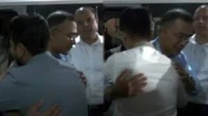 বাংলাদেশে এক নজিরবিহীন ‘সৌজন্যের রাজনীতি’র সূচনা করলেন হবু প্রধানমন্ত্রী তারেক রহমান