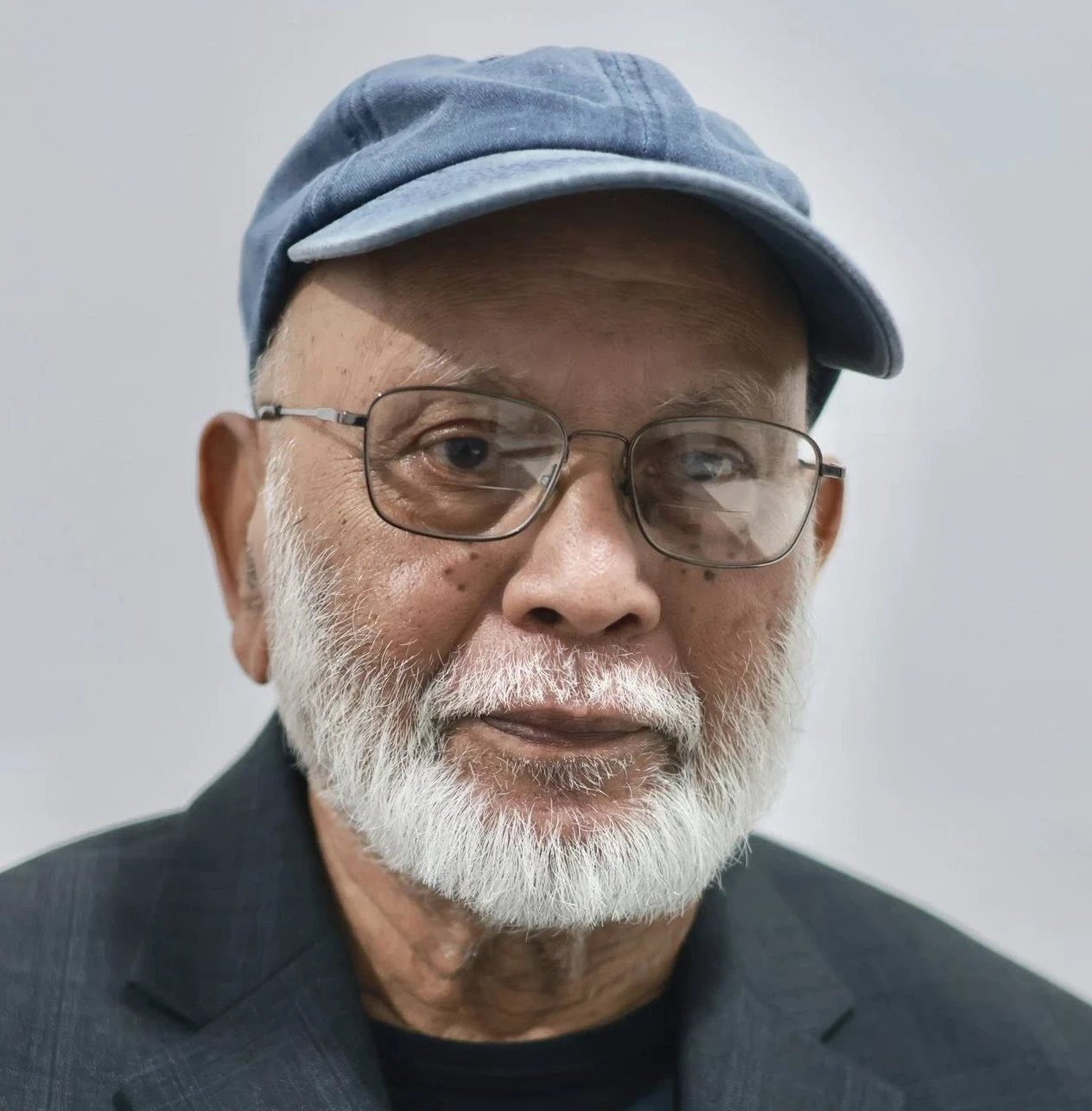 নারীর শক্তি তাঁর আত্মমর্যাদা ও ব্যক্তিত্বে