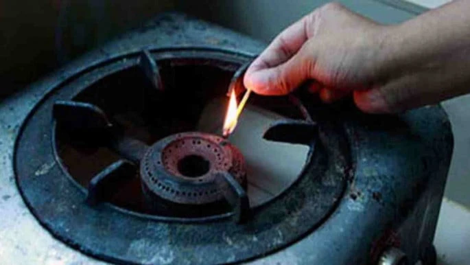 গ্যাস সংকট আরও তীব্র, ভোগান্তিতে শিল্প-কারখানা ও সাধারণ মানুষ